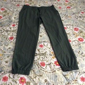Kyodan Jogger olive Green